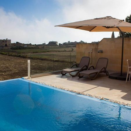 Kenn Holiday Home Għarb Екстериор снимка